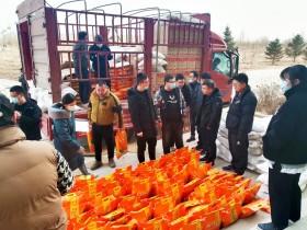 心系員工，喜迎春節 新能源公司為全體職工發放春節慰問品